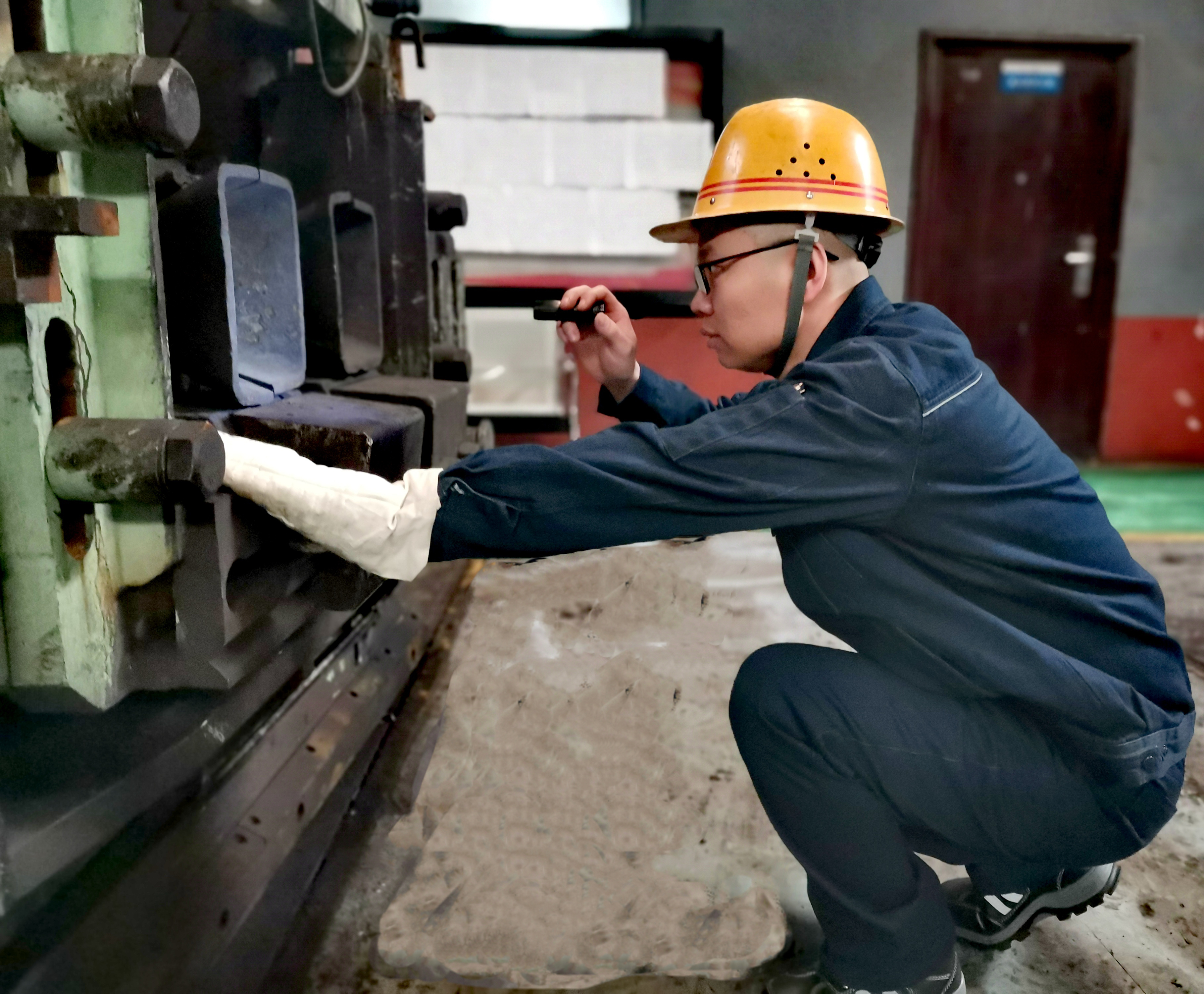 破局突圍 于逆境荊棘中踏出奮進之路 破局突圍 于逆境荊棘中踏出奮進之路