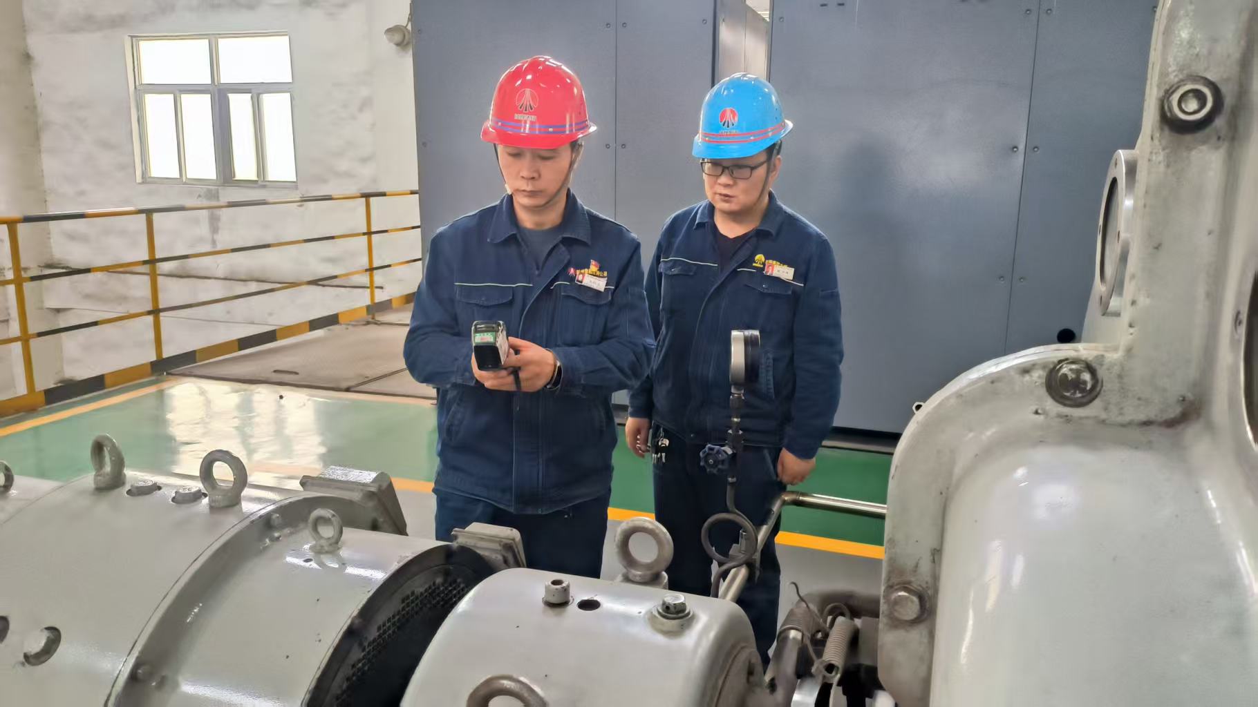 奮楫篤行創佳績 能效攻堅傳捷報——龍鋼公司日自供電比例再創新高 奮楫篤行創佳績 能效攻堅傳捷報——龍鋼公司日自供電比例再創新高