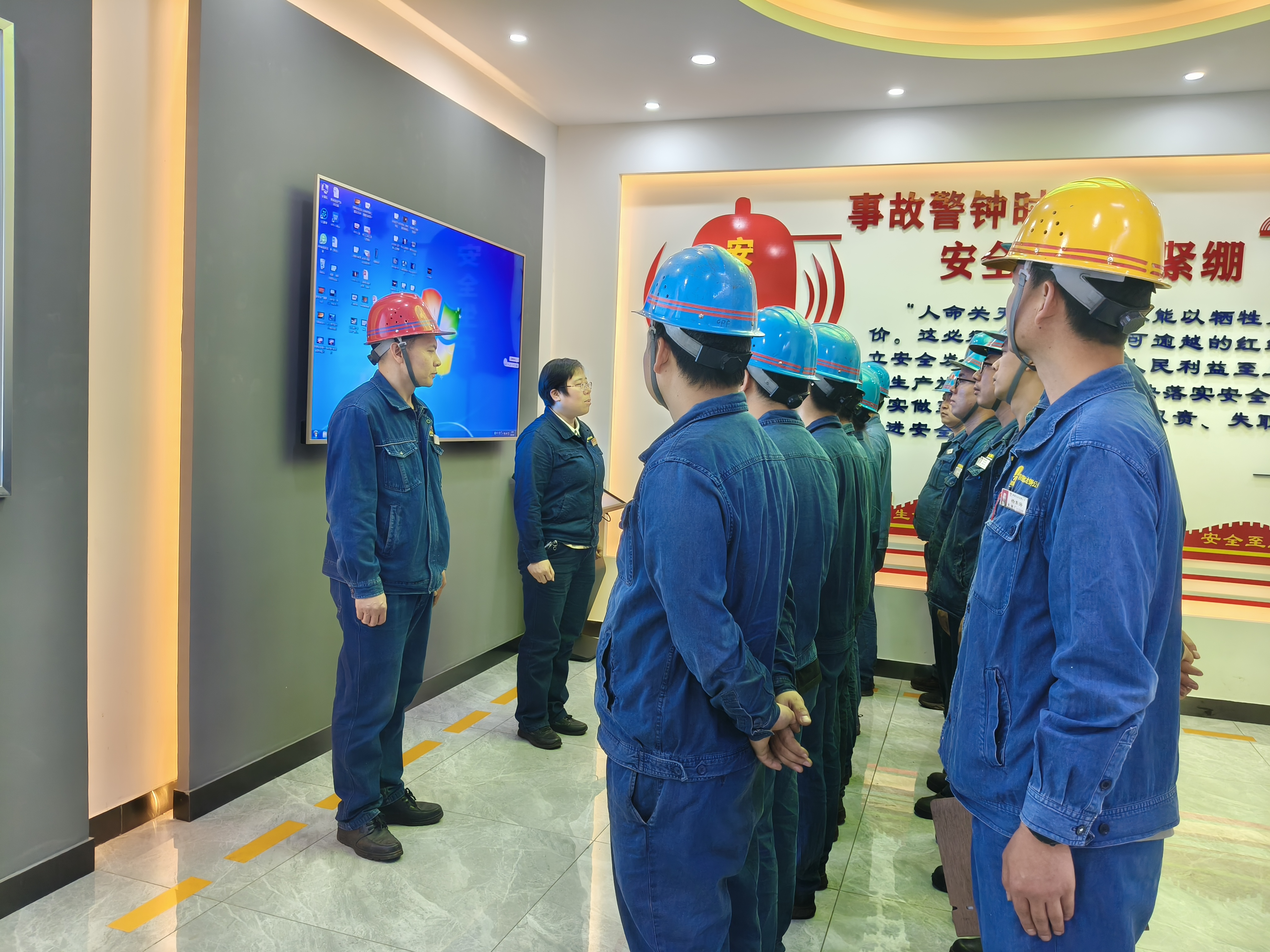 “四維進(jìn)階”鍛造班組新質(zhì)生產(chǎn)力 “四維進(jìn)階”鍛造班組新質(zhì)生產(chǎn)力