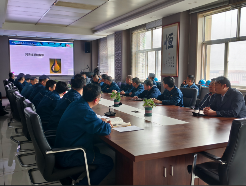 淬火成鋼鑄鐵軍 實(shí)干礪劍破困局 淬火成鋼鑄鐵軍 實(shí)干礪劍破困局