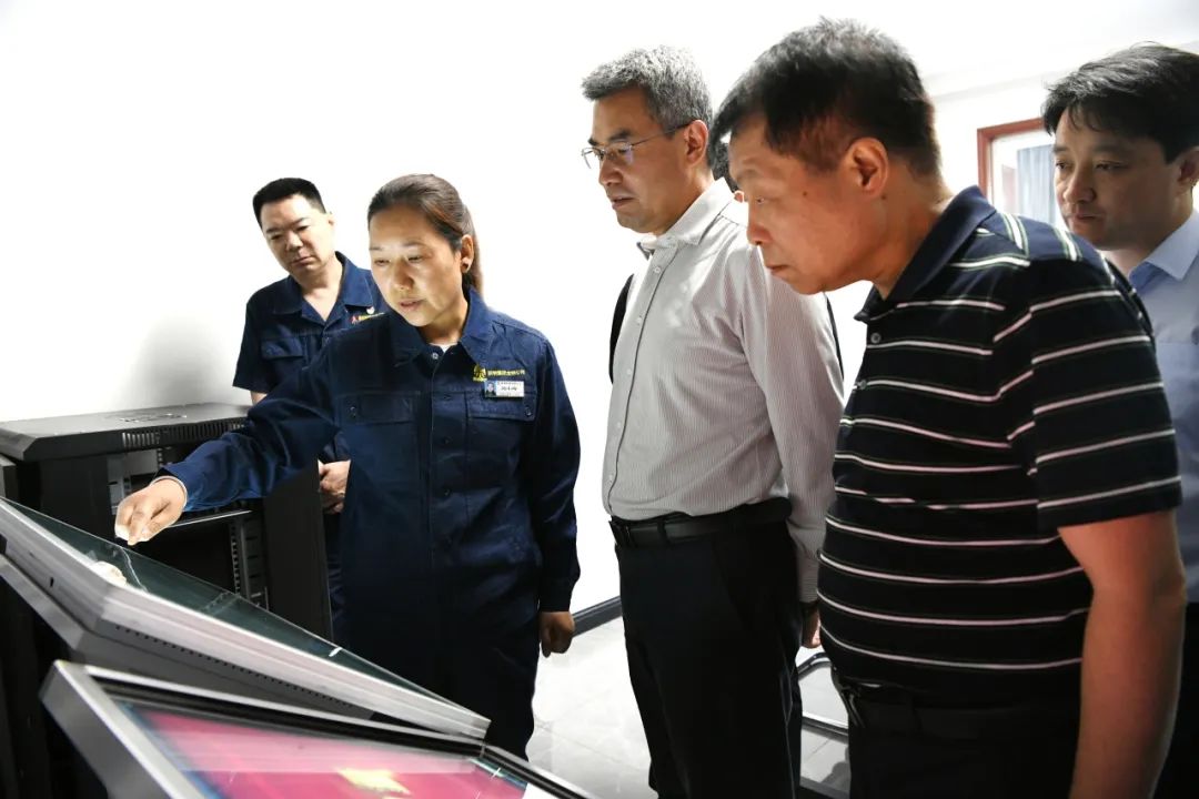 中國(guó)鋼鐵工業(yè)協(xié)會(huì)蘇長(zhǎng)永一行到陜鋼集團(tuán)專(zhuān)題調(diào)研檔案工作 中國(guó)鋼鐵工業(yè)協(xié)會(huì)蘇長(zhǎng)永一行到陜鋼集團(tuán)專(zhuān)題調(diào)研檔案工作