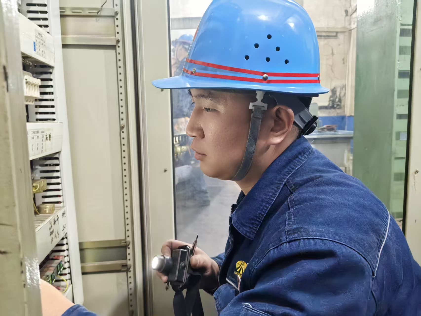 “勇士藍(lán)”決戰(zhàn)50℃熱浪 “勇士藍(lán)”決戰(zhàn)50℃熱浪