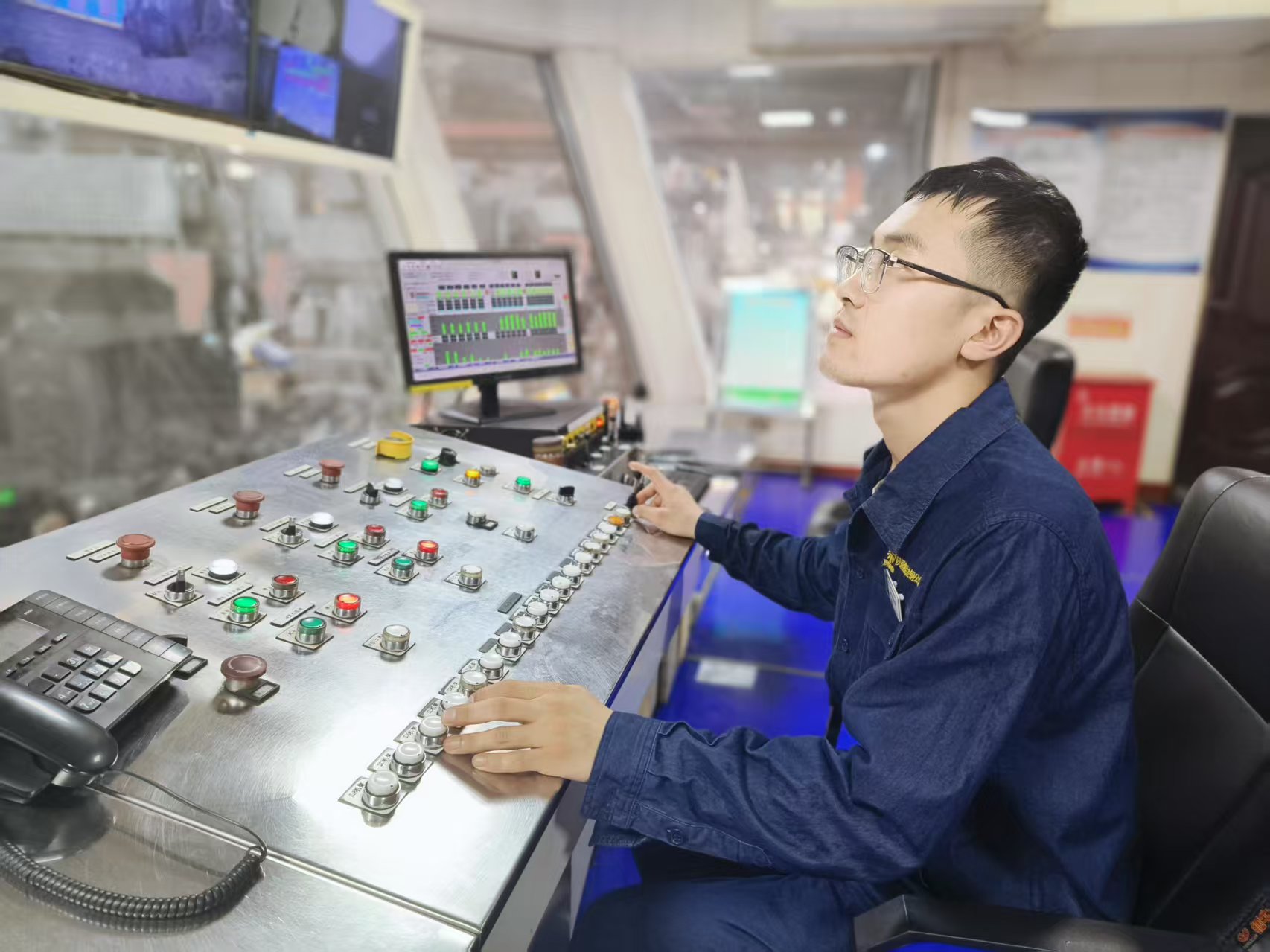 以作風(fēng)聚合力 交出“實(shí)干成績(jī)單” 以作風(fēng)聚合力 交出“實(shí)干成績(jī)單”