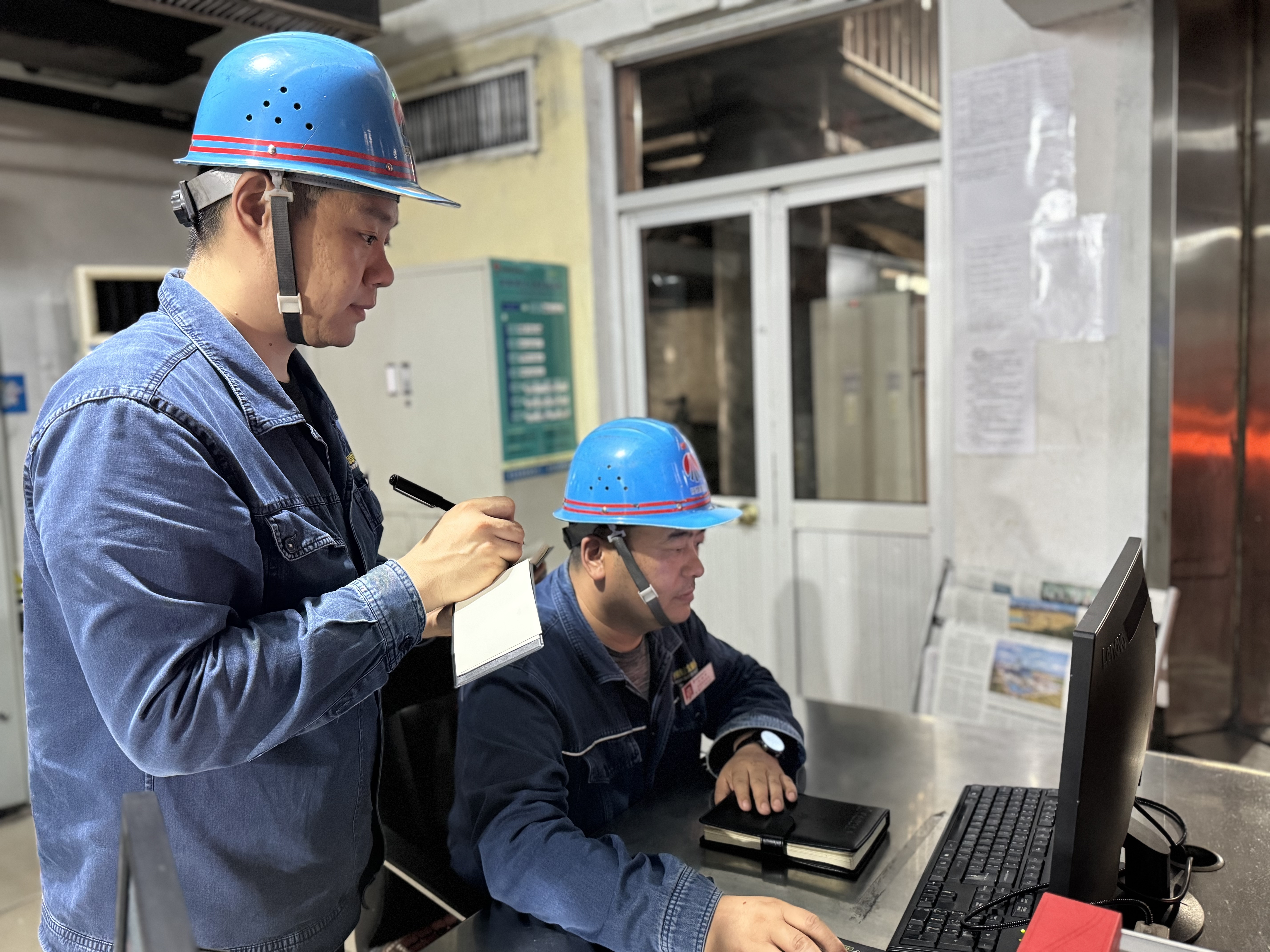 他們的默契值“百分百” 他們的默契值“百分百”