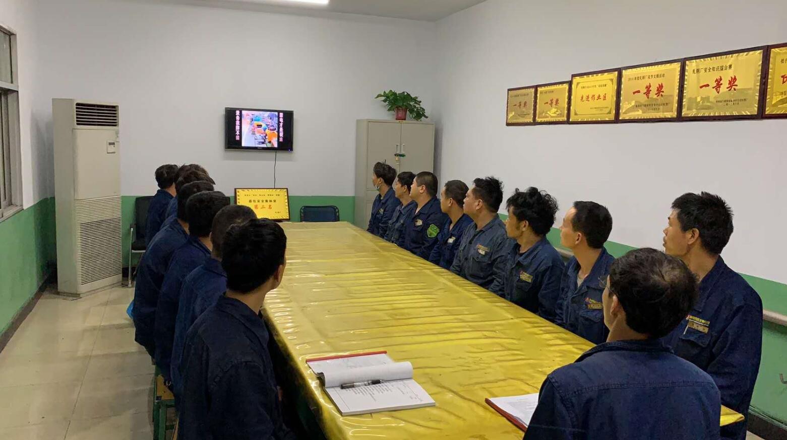 走好“三步棋” 助力班組建設提擋升級 走好“三步棋” 助力班組建設提擋升級